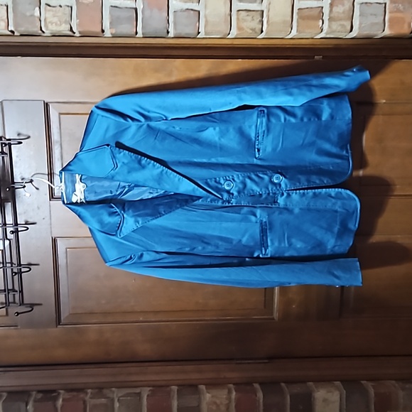 Women's Jacket - Picture 1 of 2